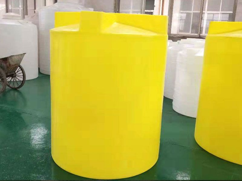 2000L平底加药箱