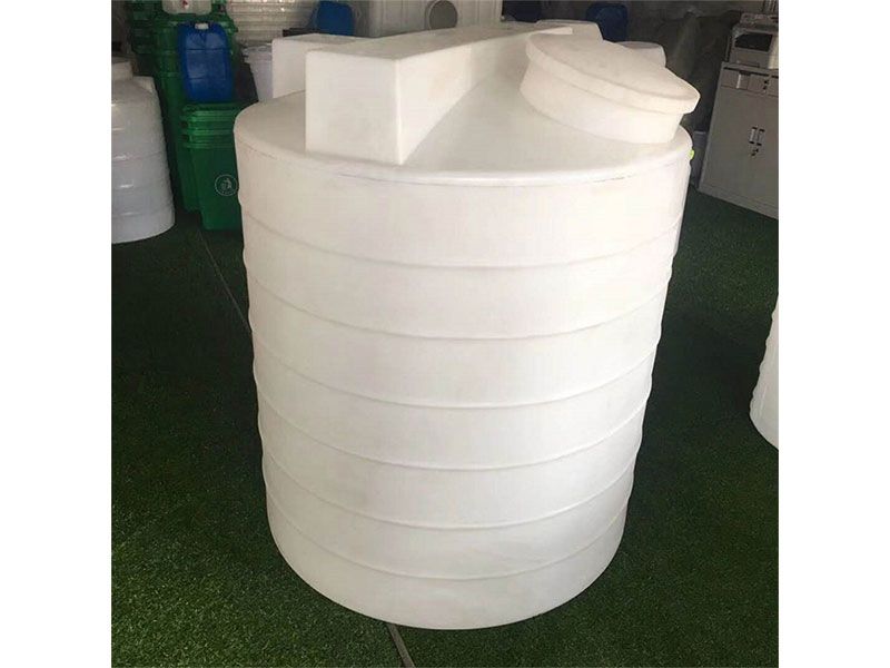 6000L平底加药箱